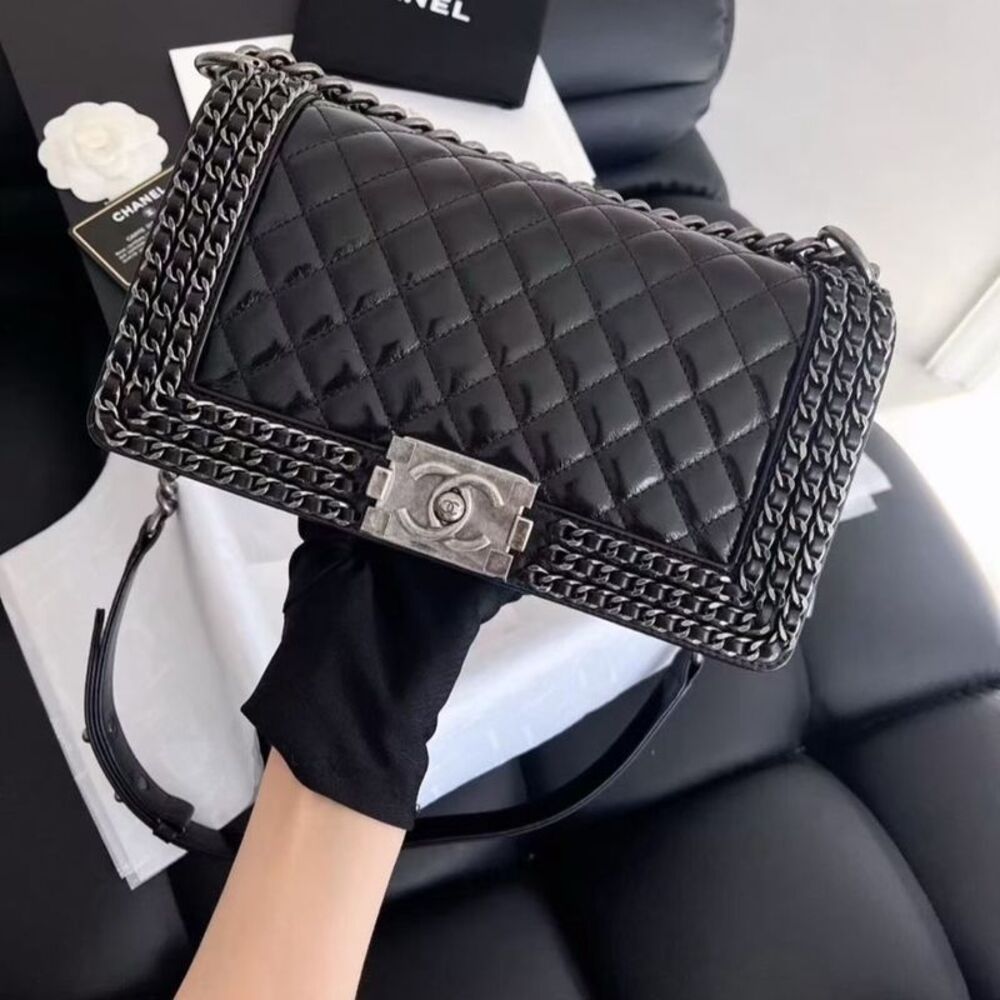 Chanel Women Pre-Loved Bag Very Good Condition